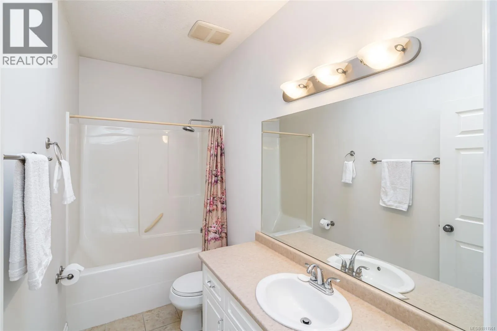 4956 Bella Vista Cres