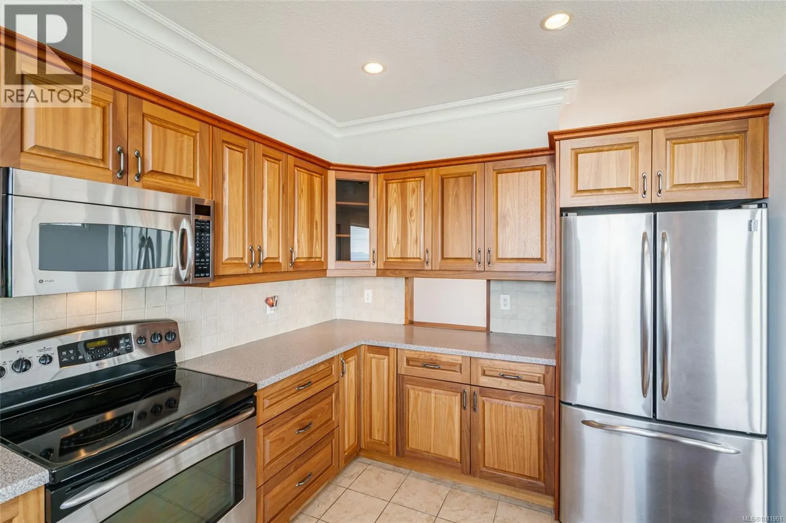 4956 Bella Vista Cres