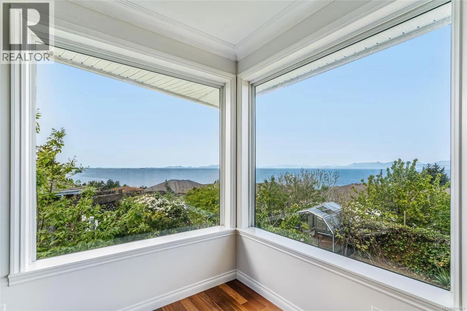 4956 Bella Vista Cres