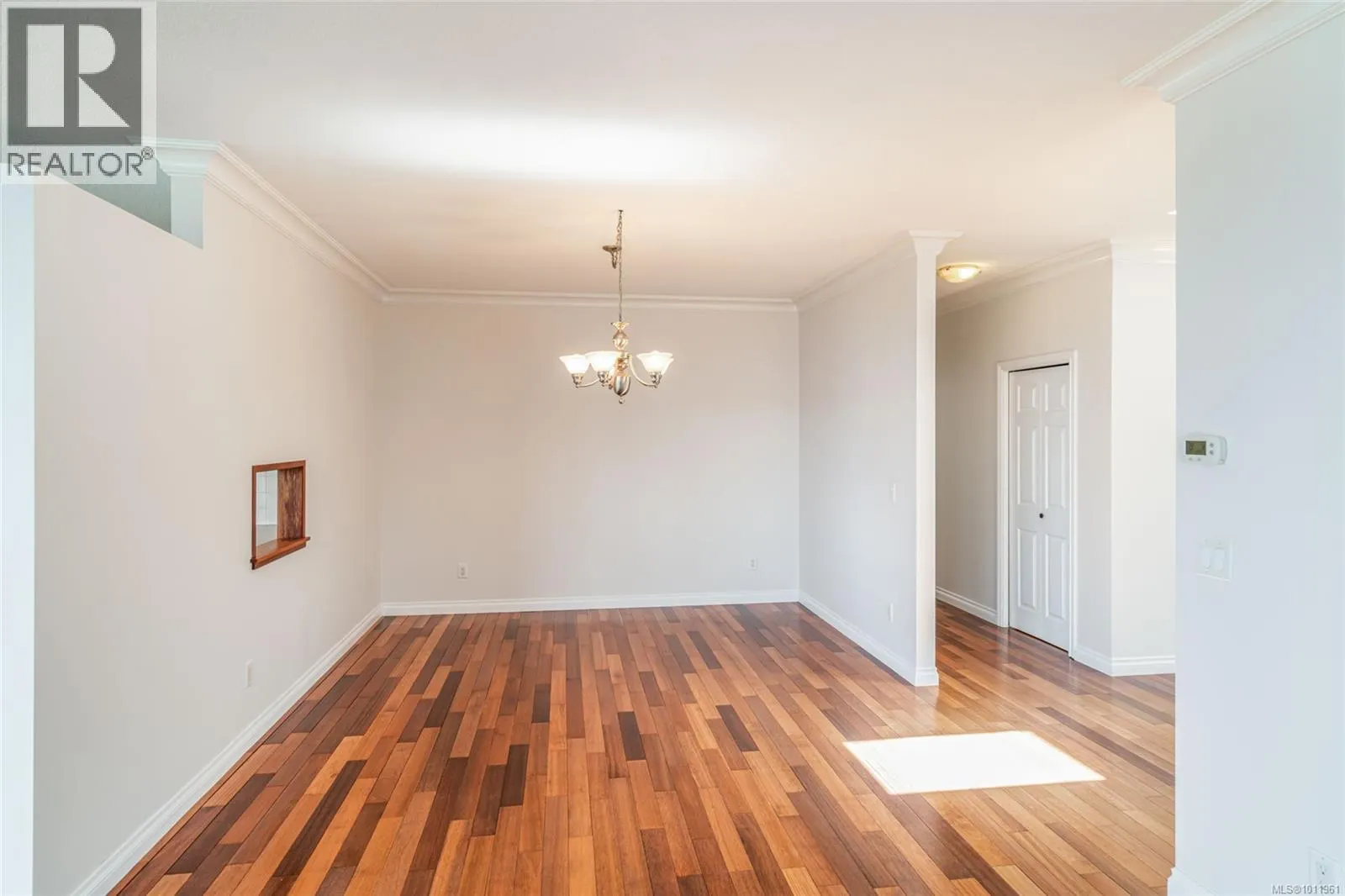 4956 Bella Vista Cres