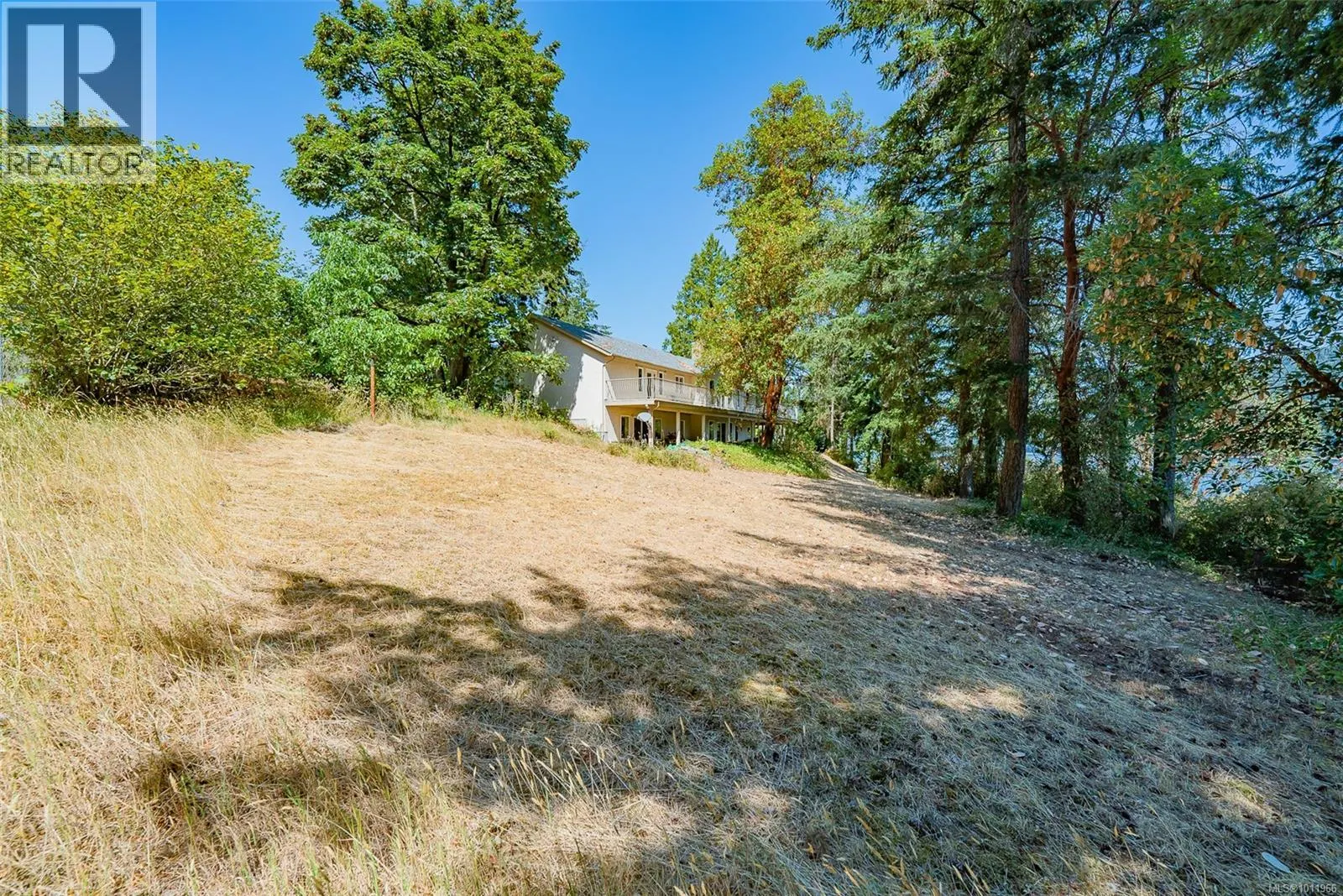 5030 Limberis Dr