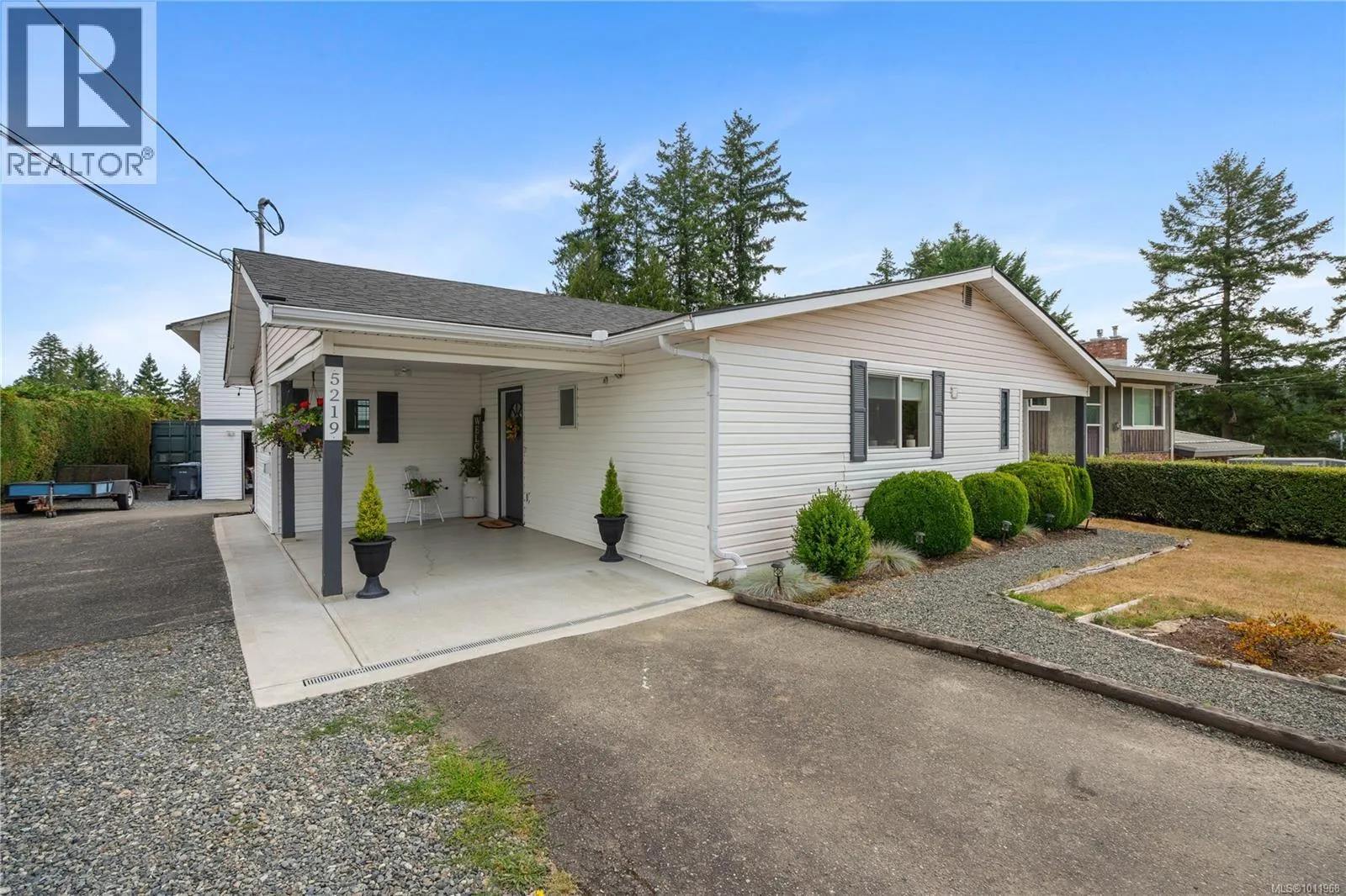 5219 Miller Rd