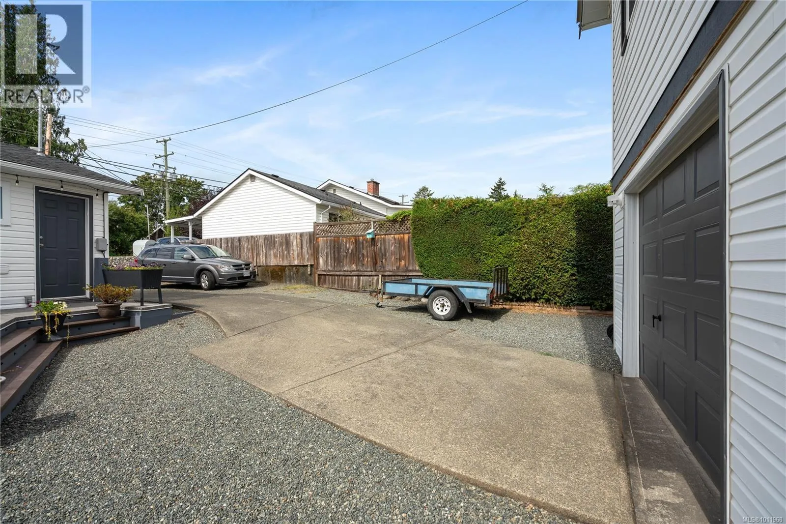 5219 Miller Rd