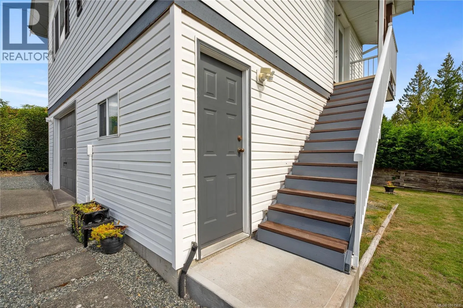 5219 Miller Rd