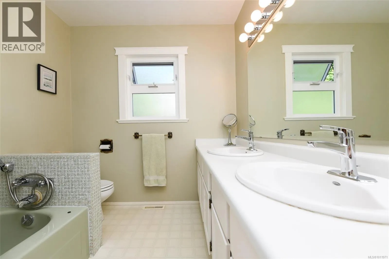 265 Panorama Pl