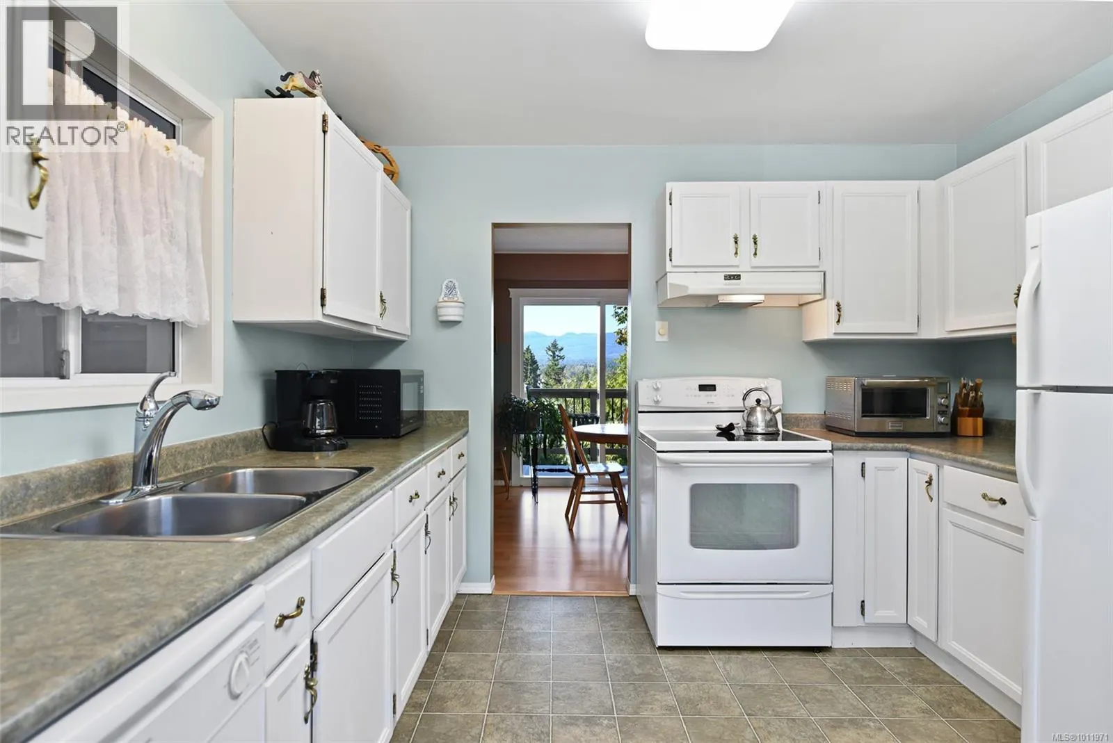 265 Panorama Pl