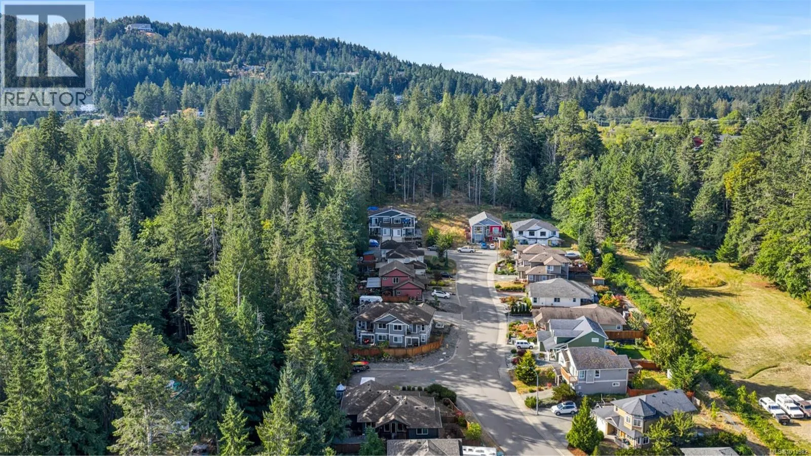 1501 Treetop Close