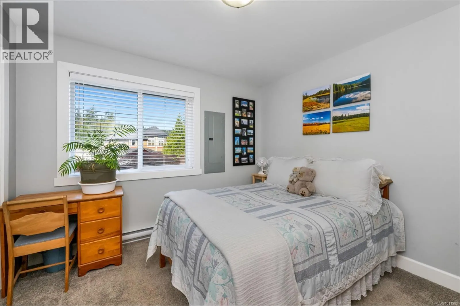 1501 Treetop Close