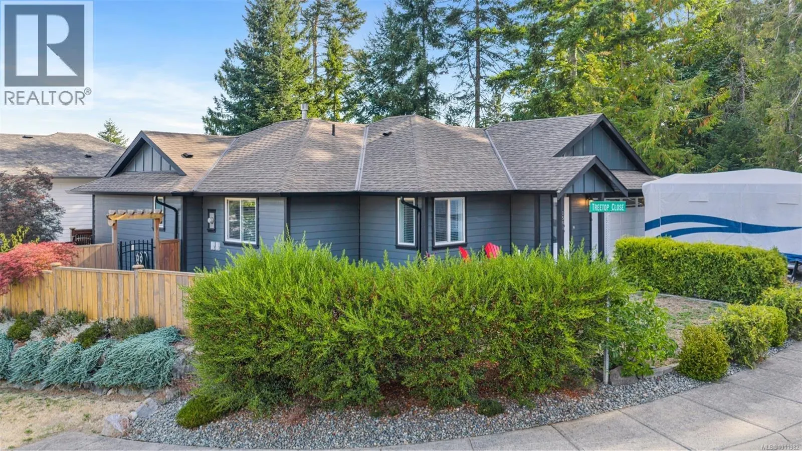 1501 Treetop Close
