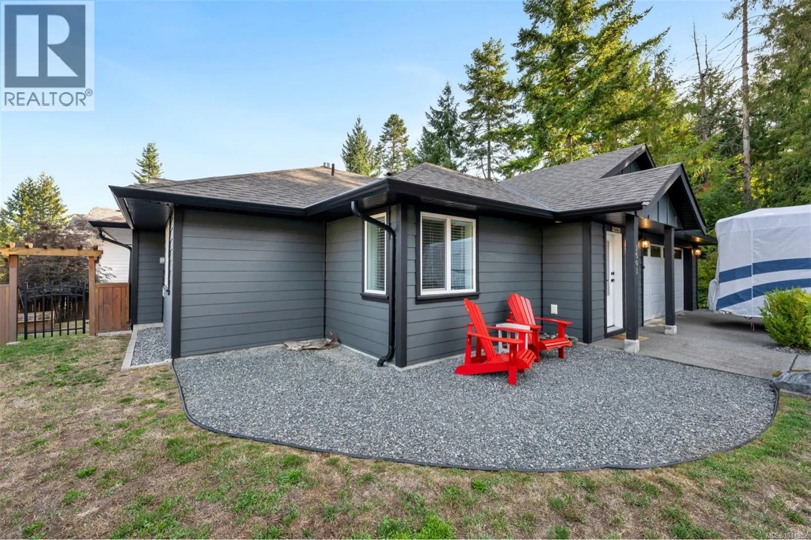 1501 Treetop Close