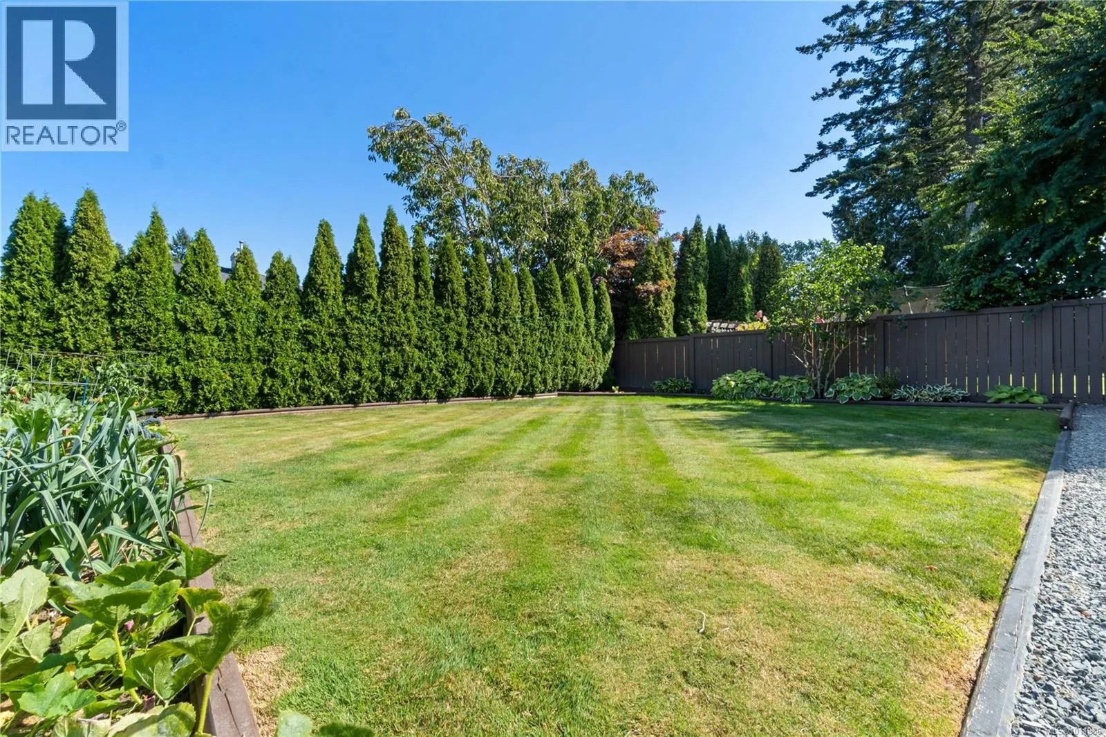 6262 Azure Rd