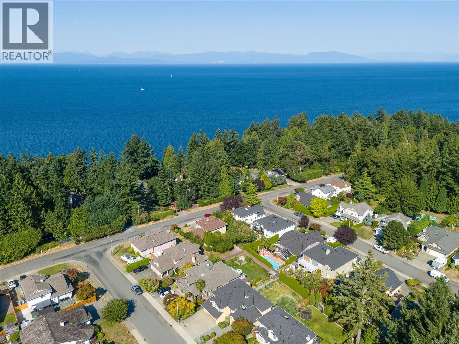 6262 Azure Rd