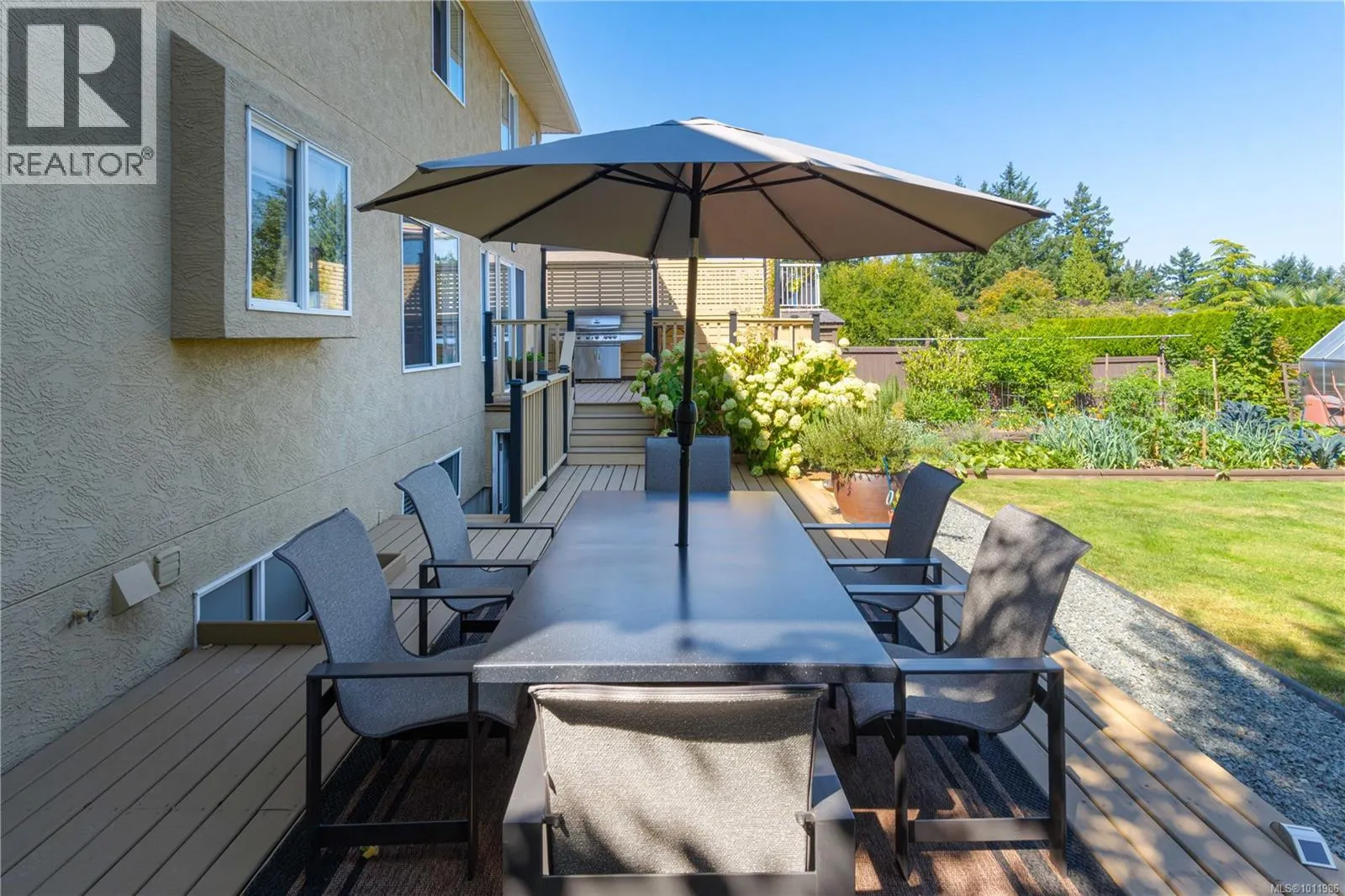 6262 Azure Rd