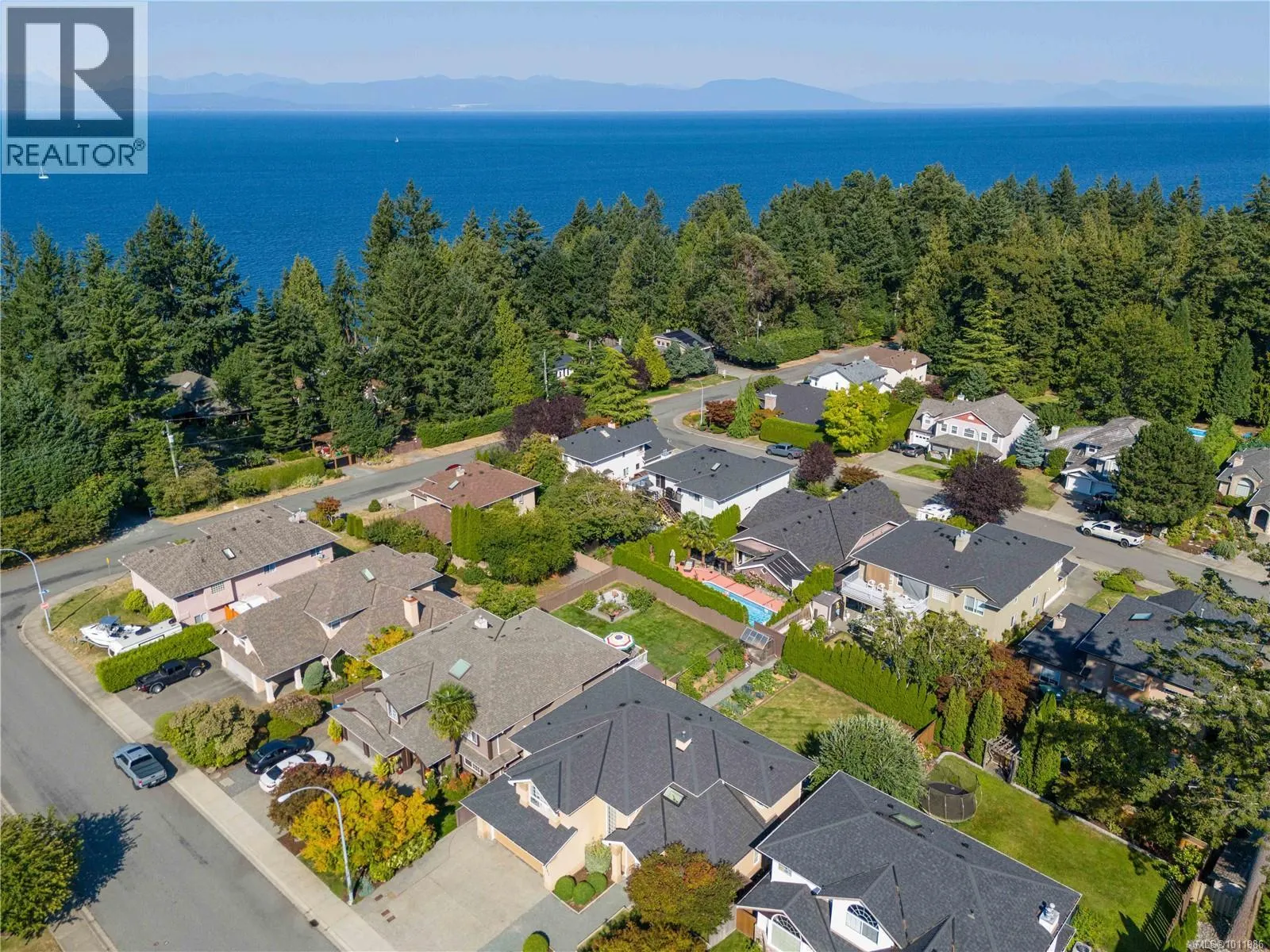 6262 Azure Rd