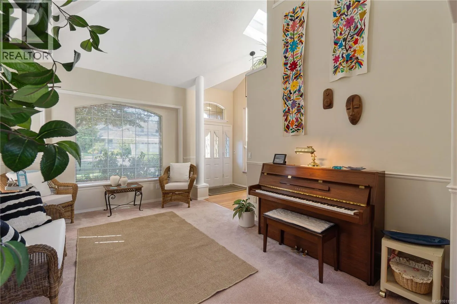 6262 Azure Rd