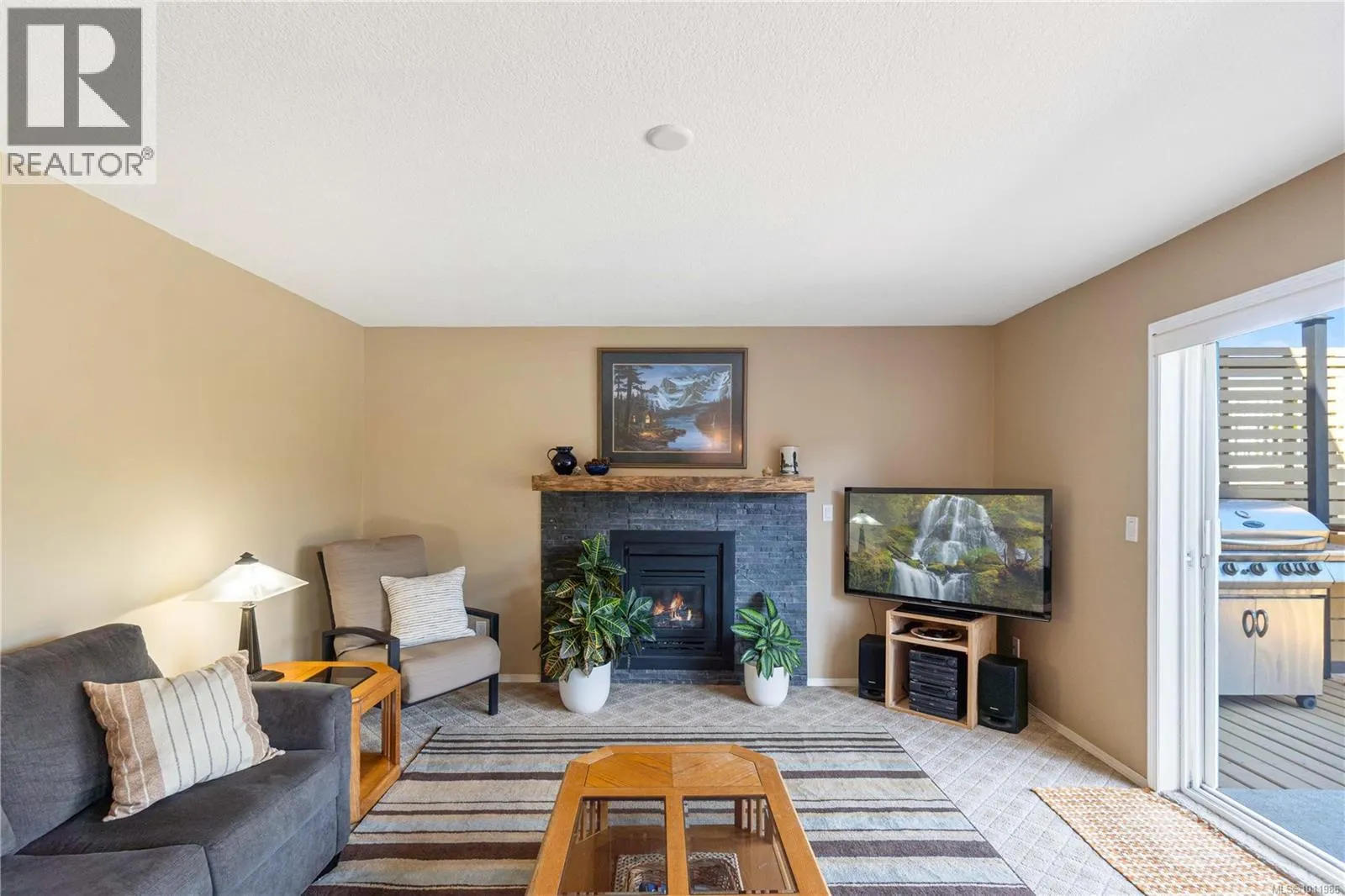 6262 Azure Rd