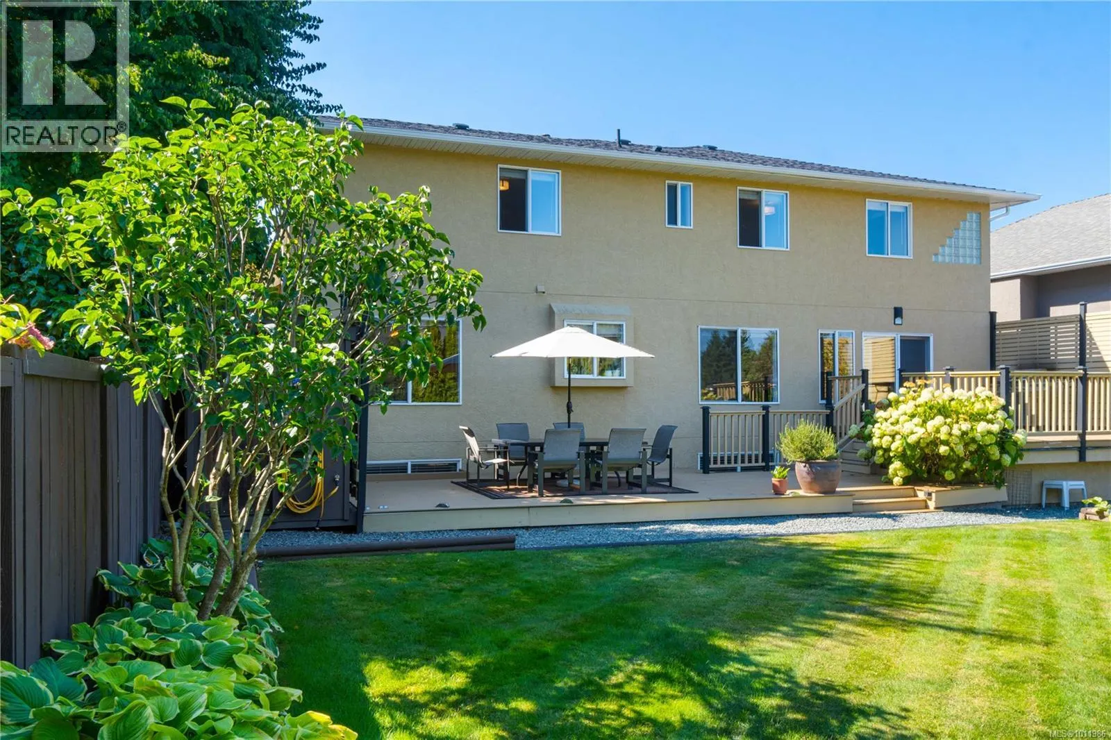 6262 Azure Rd