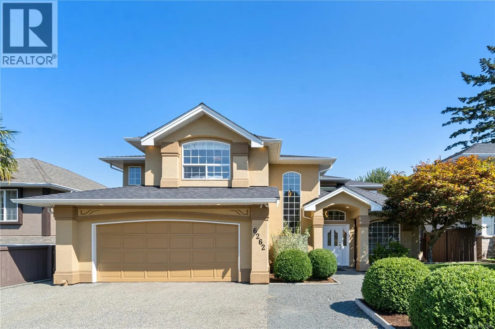 6262 Azure Rd