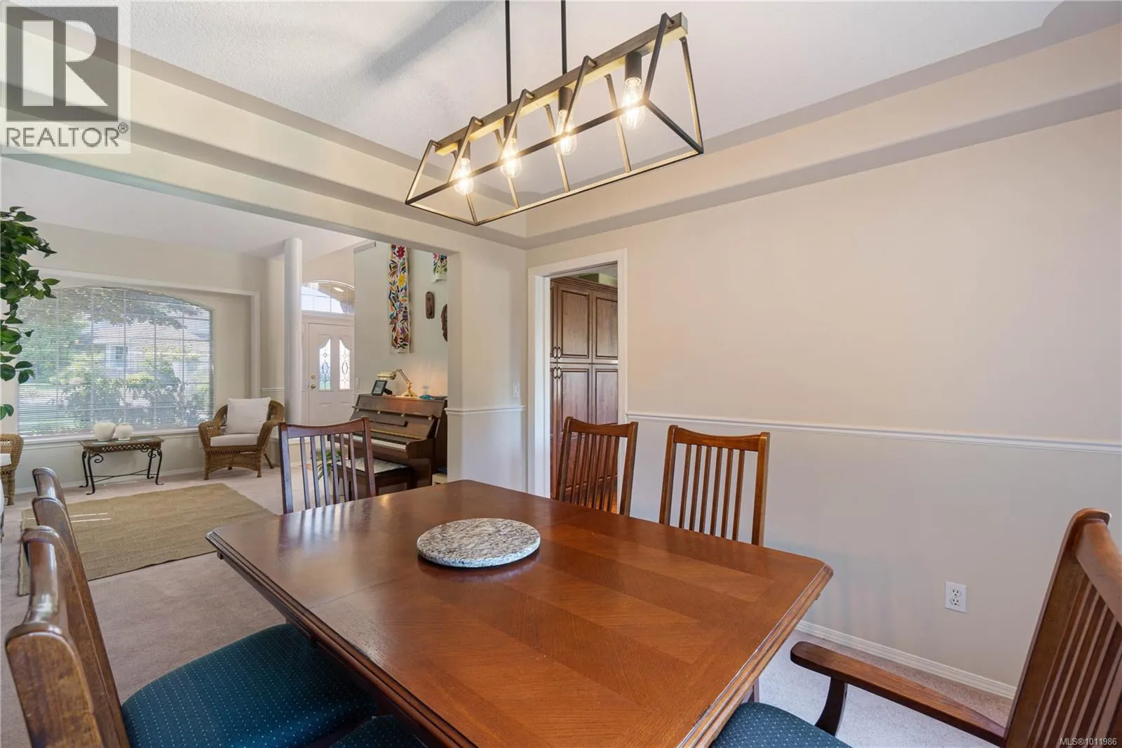 6262 Azure Rd