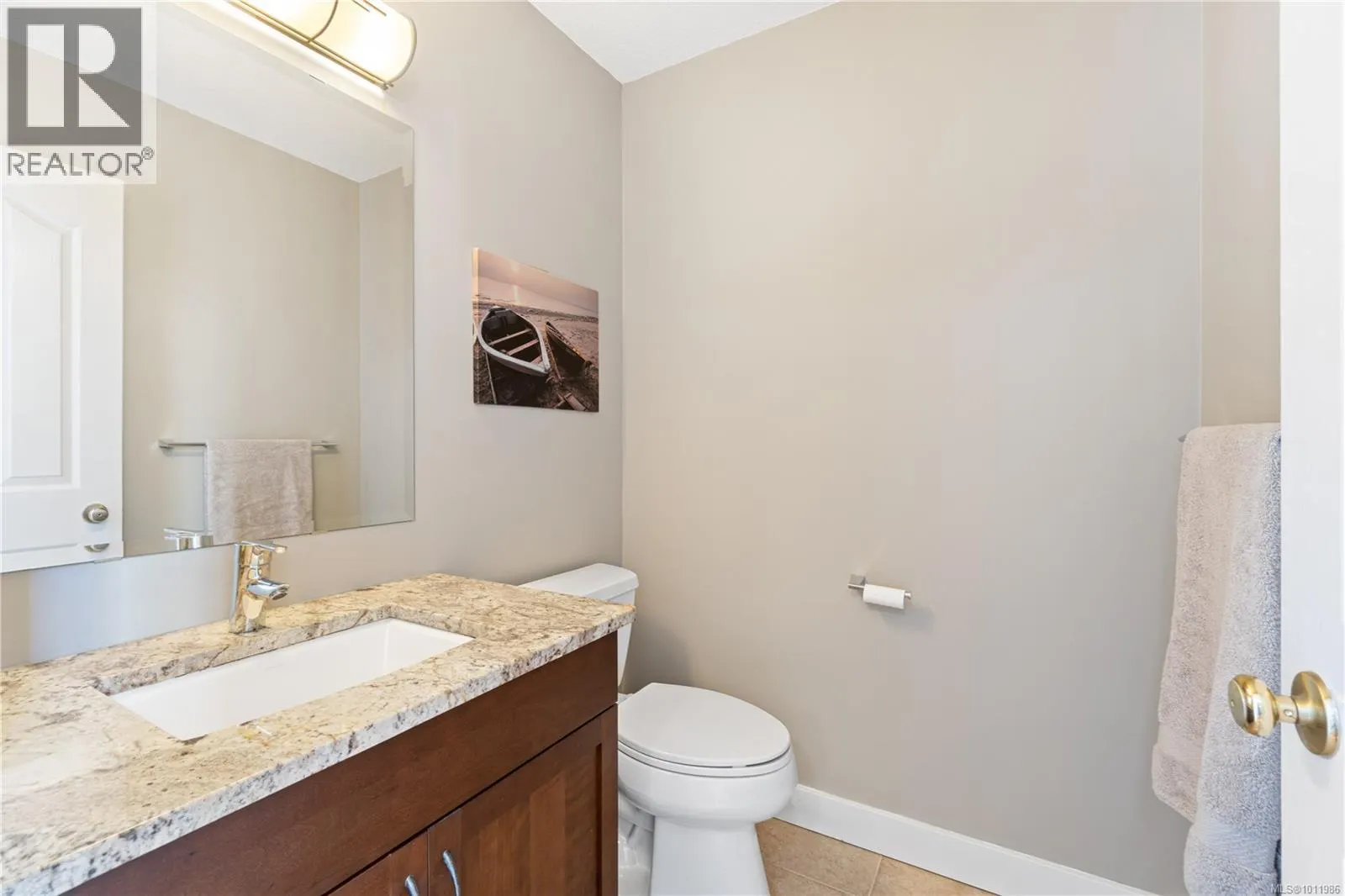 6262 Azure Rd
