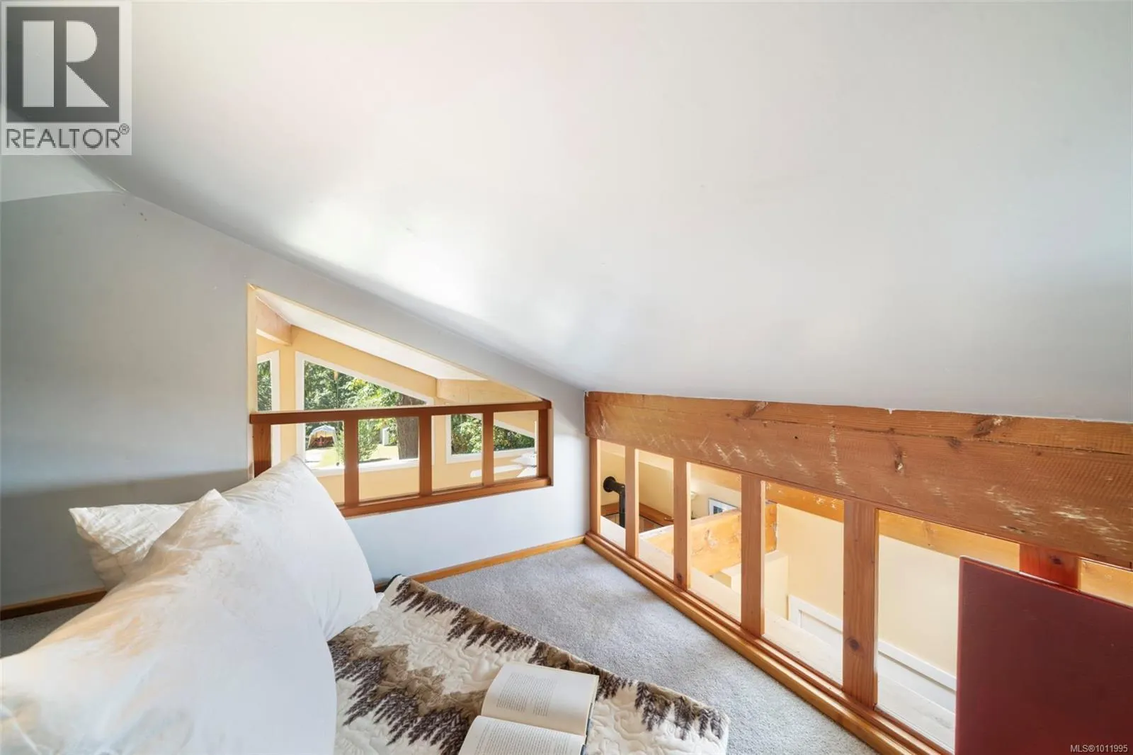5932 West Saanich Rd
