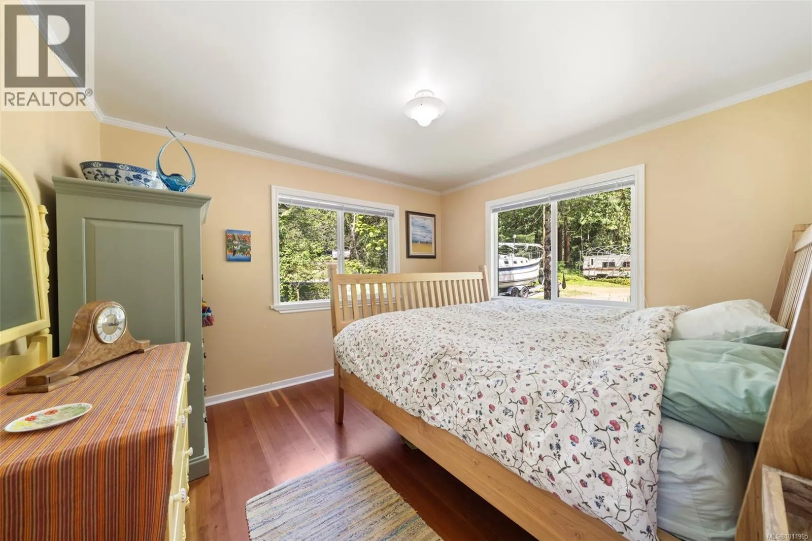 5932 West Saanich Rd