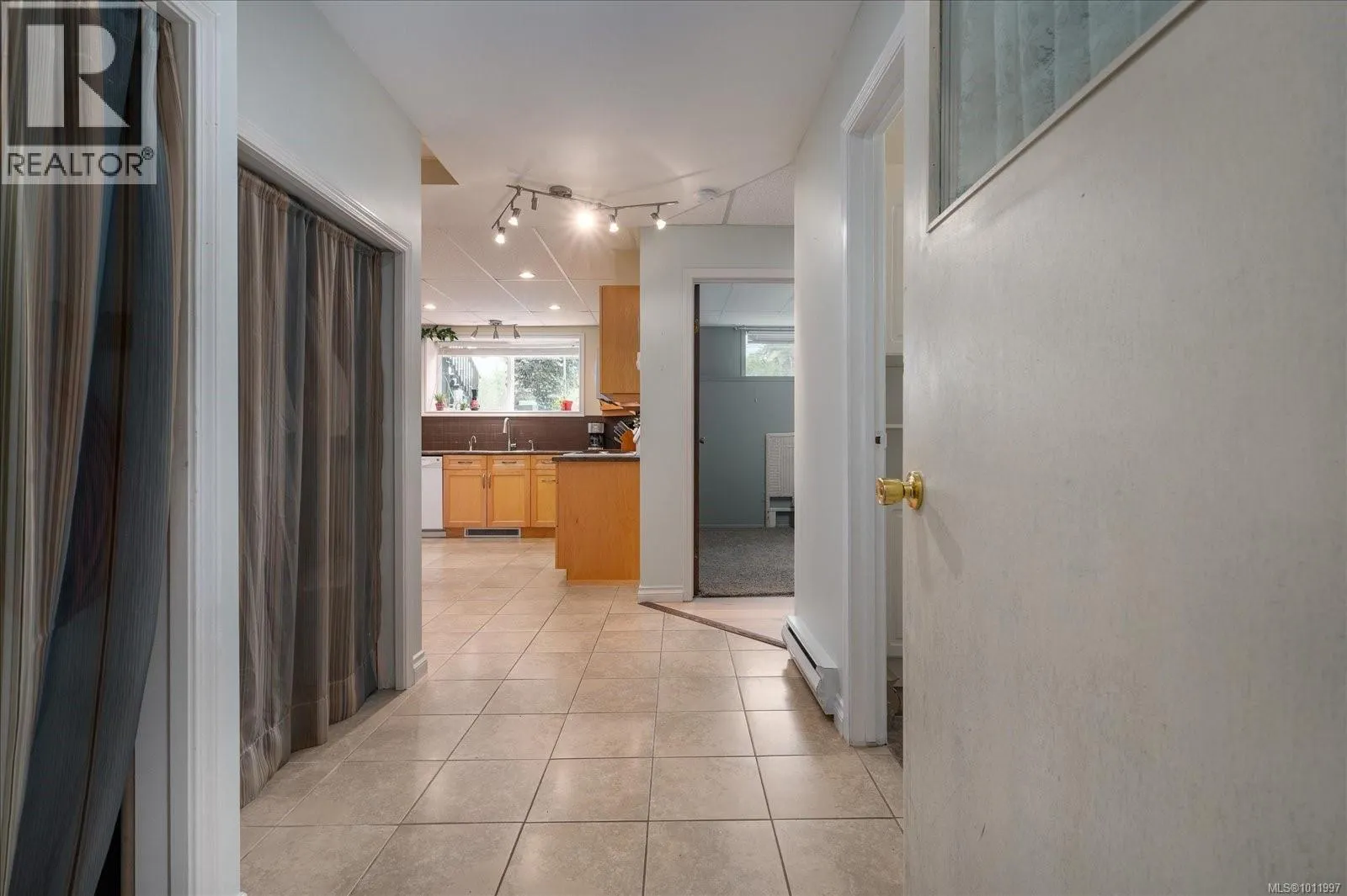 1777 Cecil St