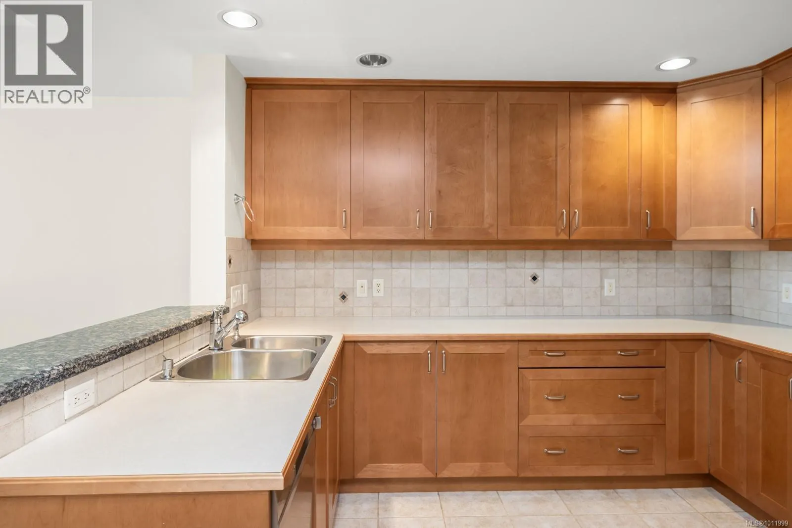 231 21 Dallas Rd