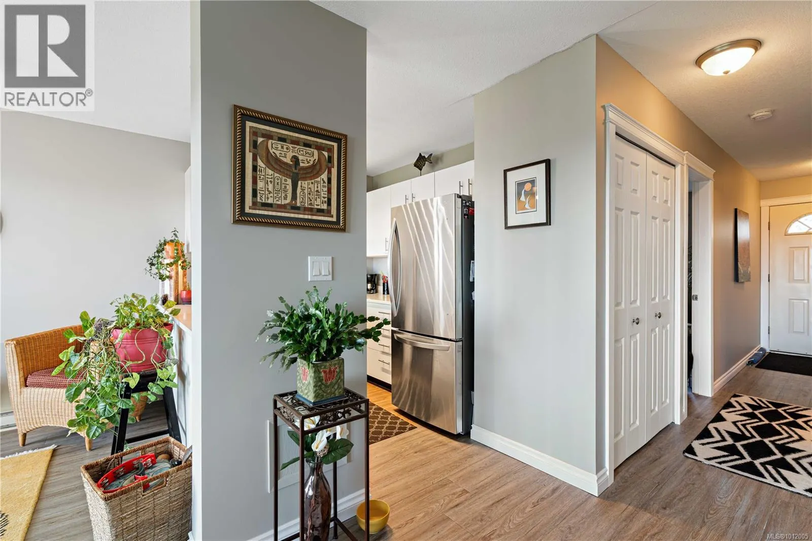 304 9916 Daniel St