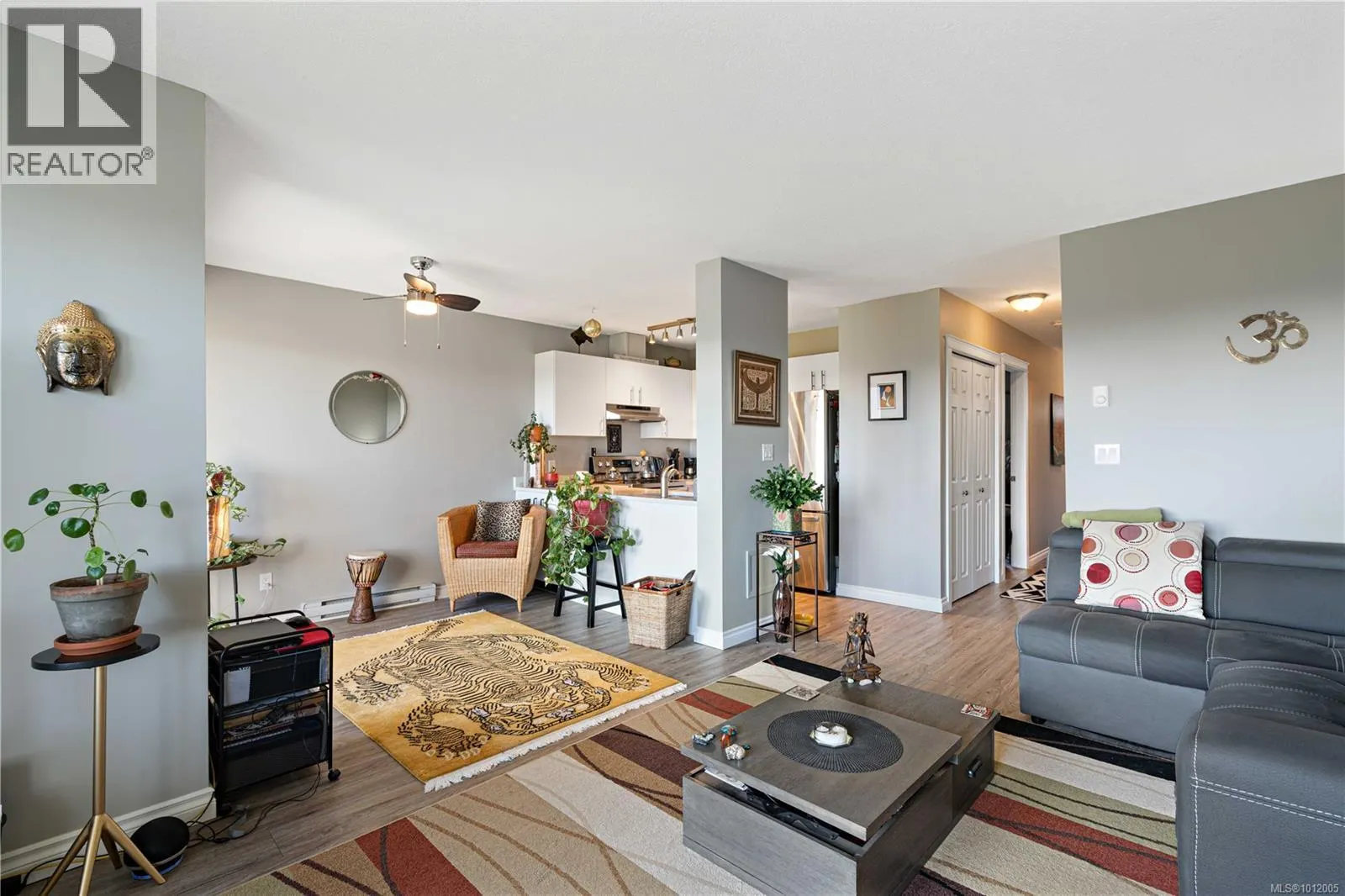 304 9916 Daniel St