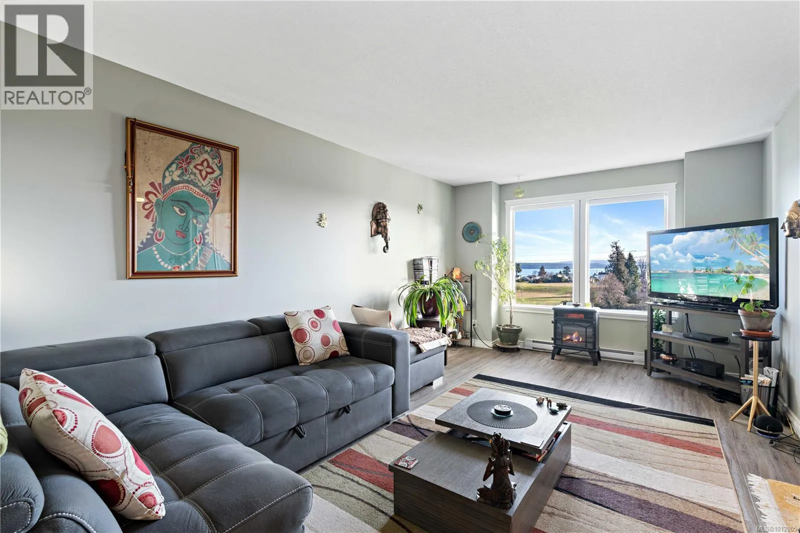 304 9916 Daniel St