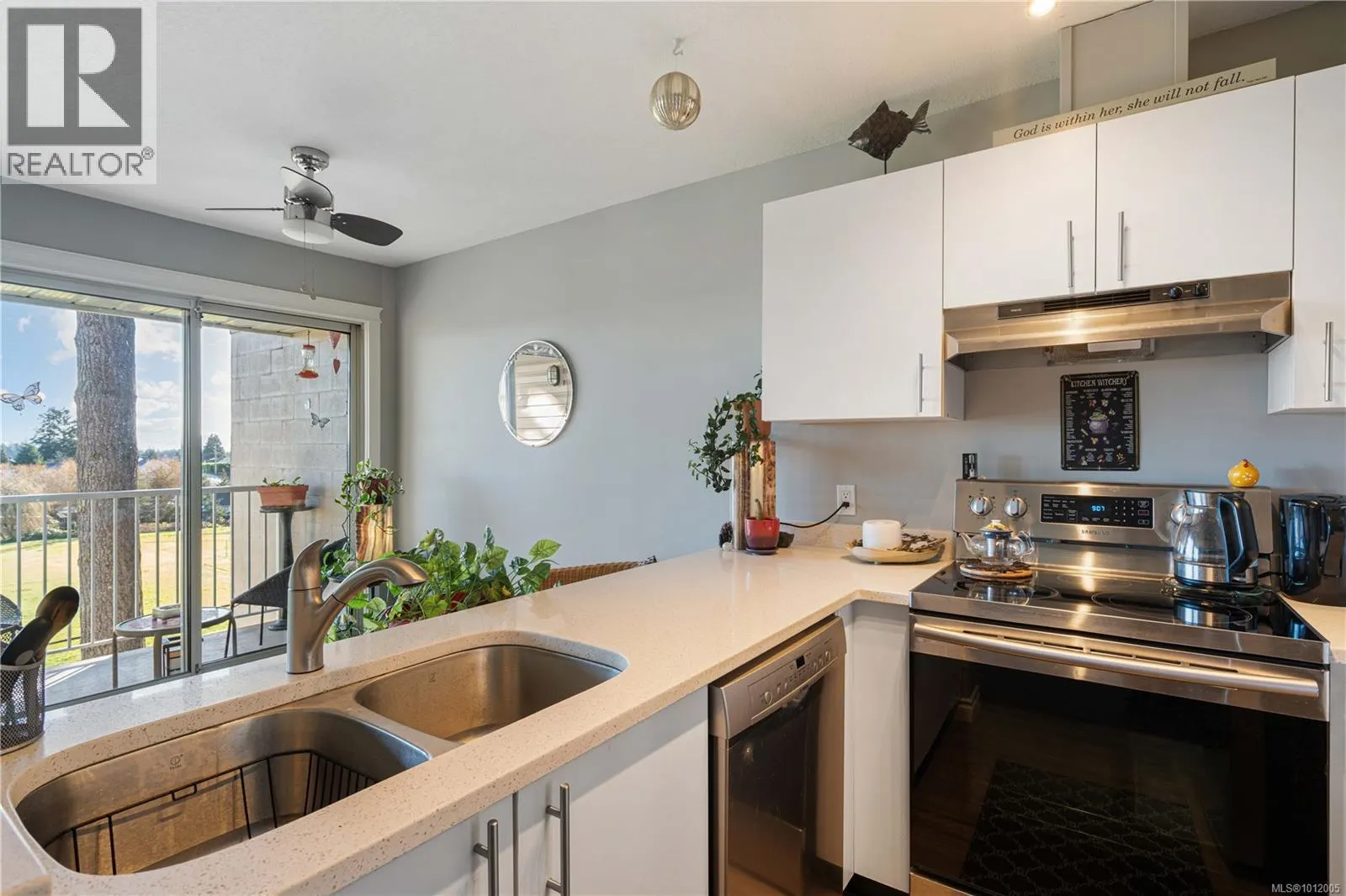 304 9916 Daniel St