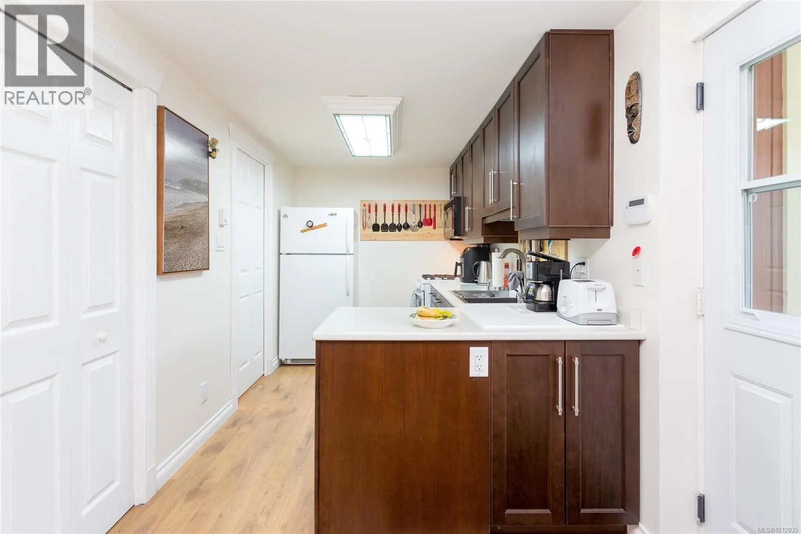 3320 Hickman Pl