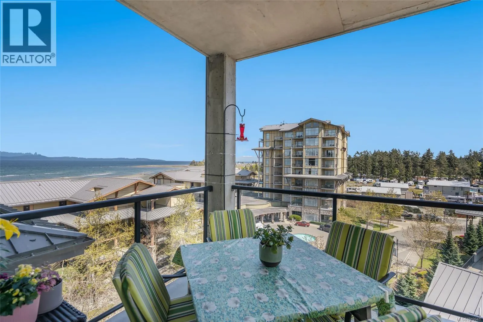 604 194 Beachside Dr