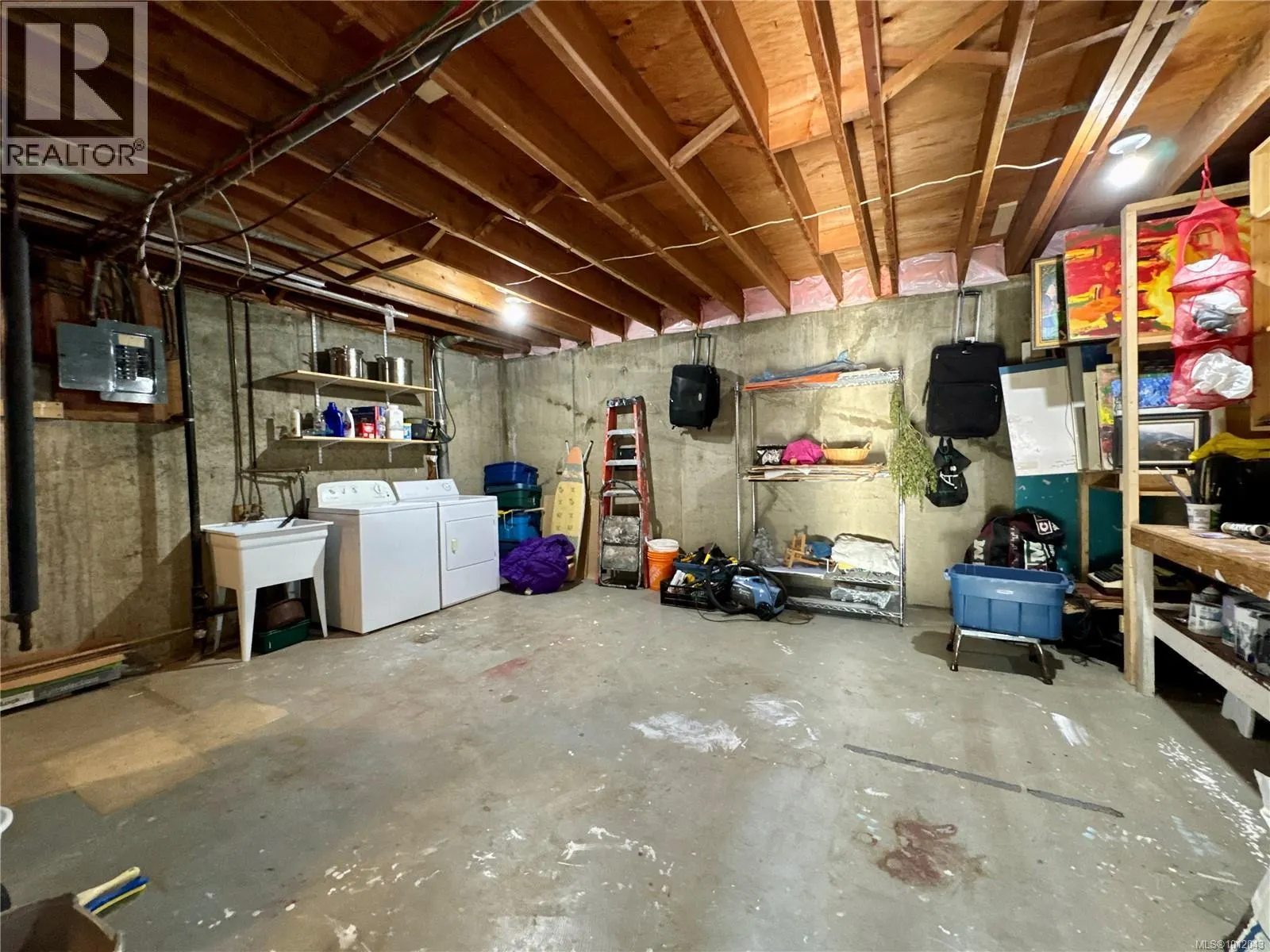 38 Clark Dr