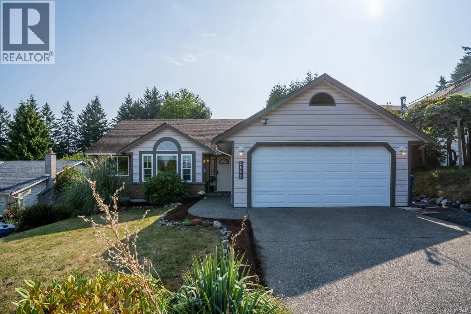 5668 Rutherford Rd