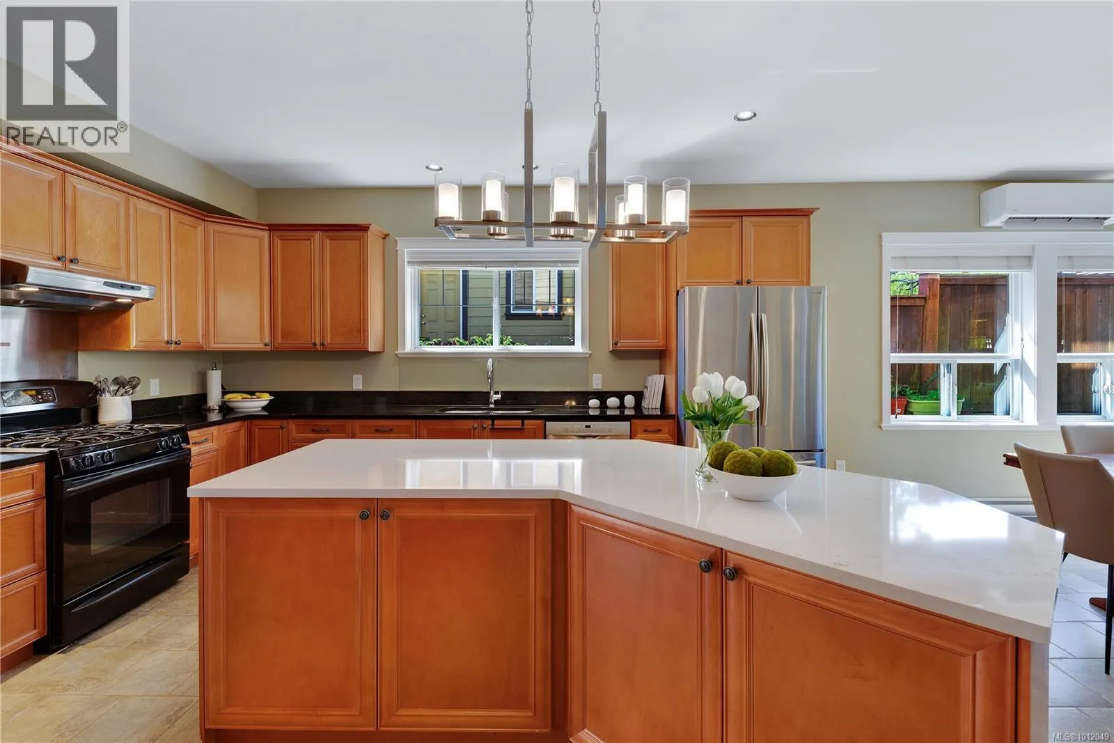 4994 La Quinta Pl