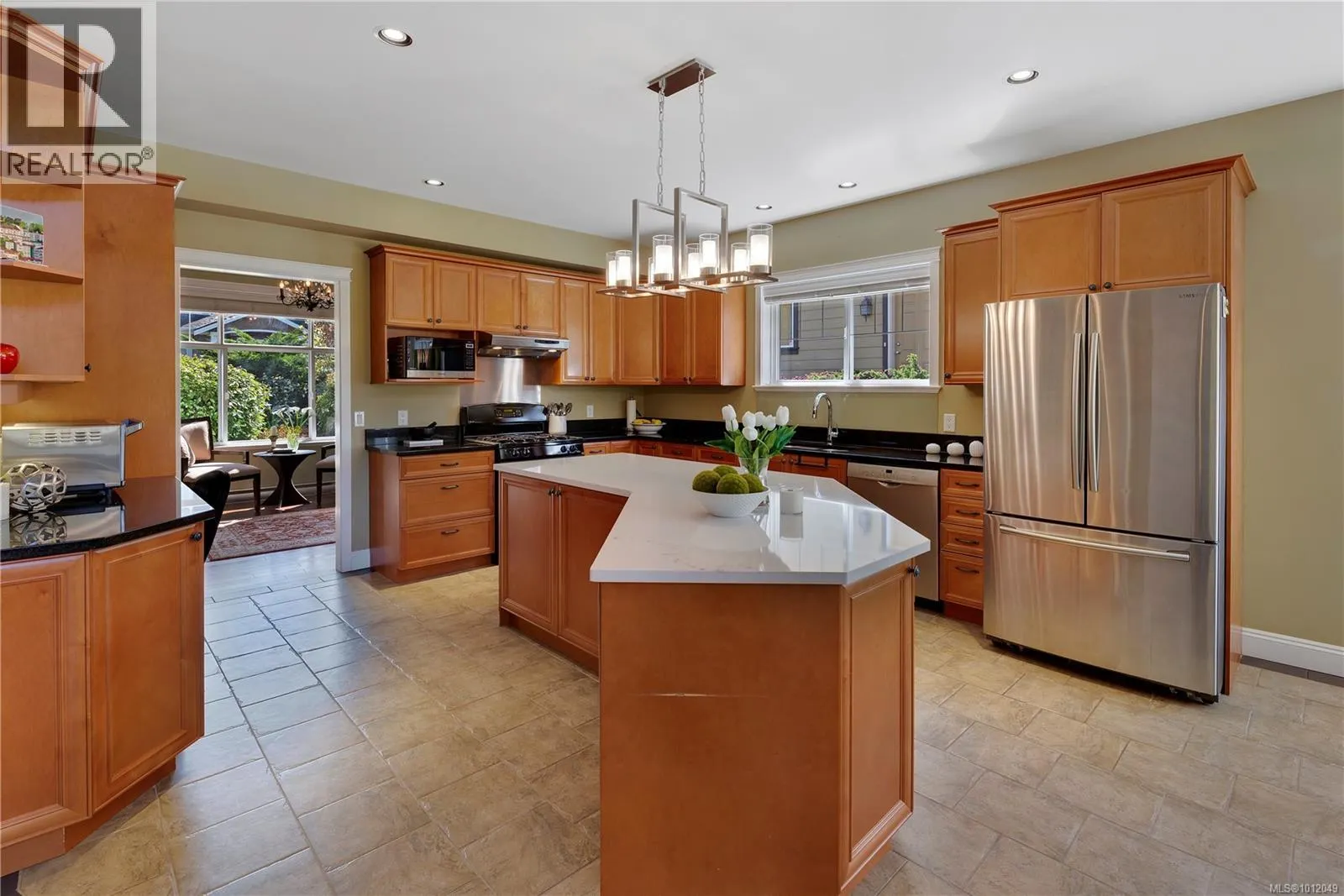 4994 La Quinta Pl
