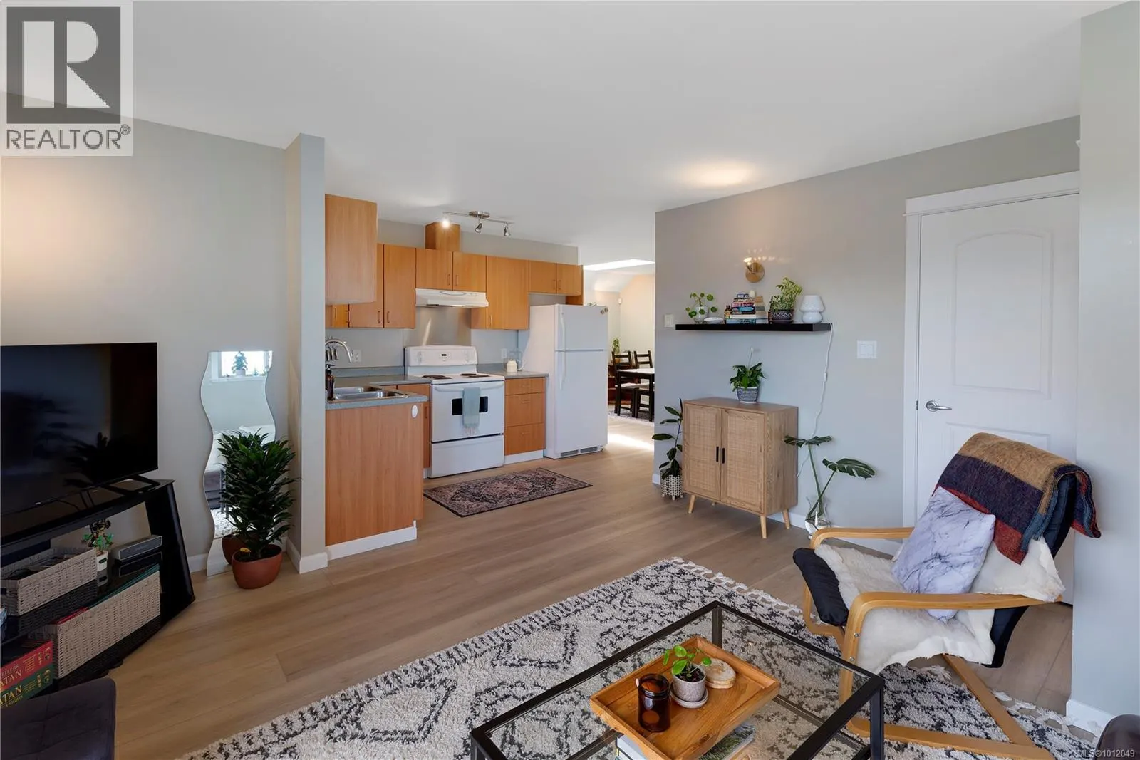 4994 La Quinta Pl