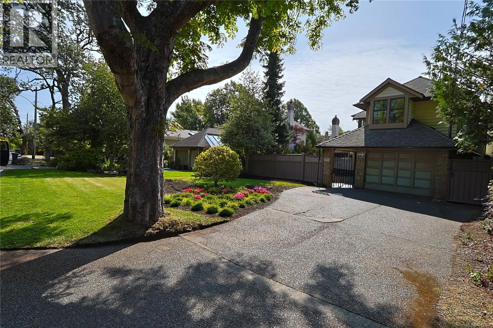 2317 Windsor Rd