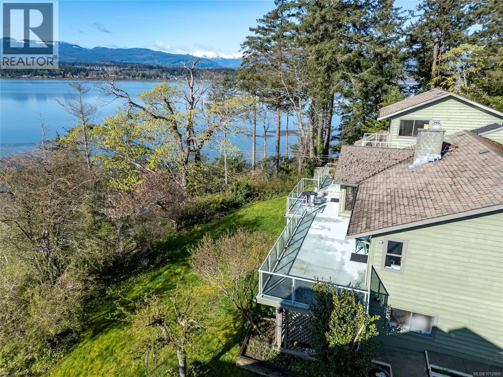 145 Manor Pl