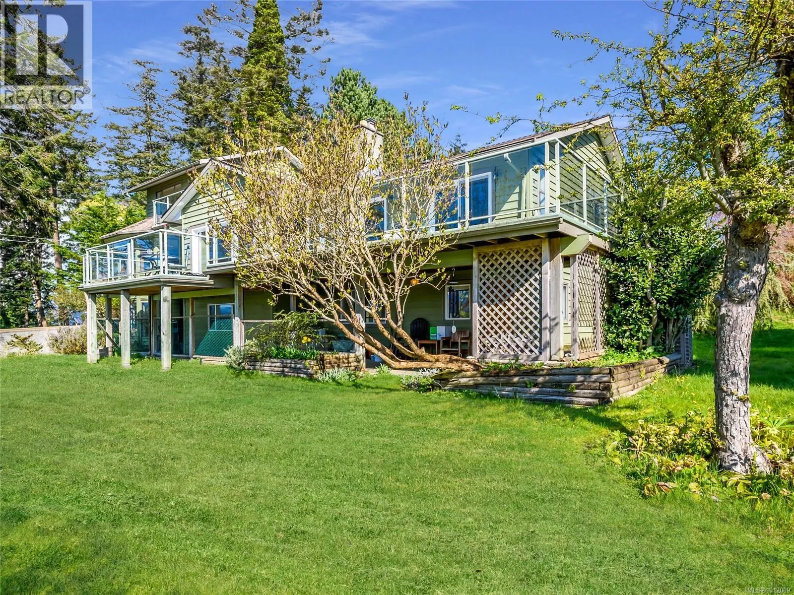 145 Manor Pl