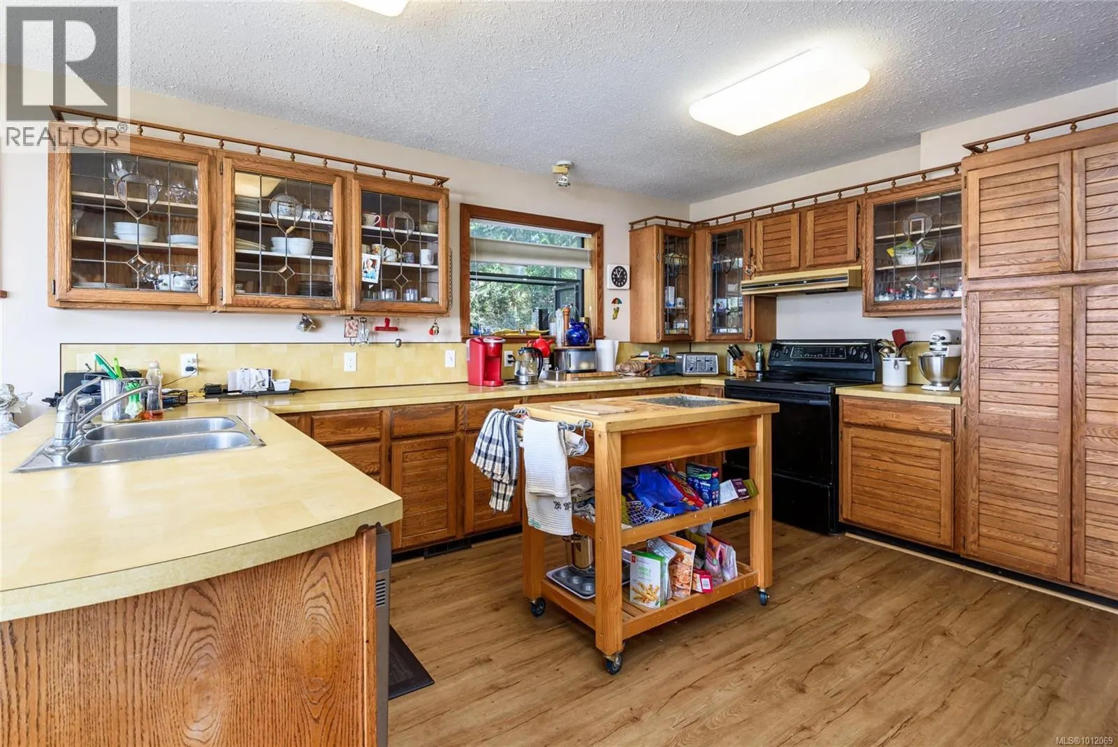 145 Manor Pl