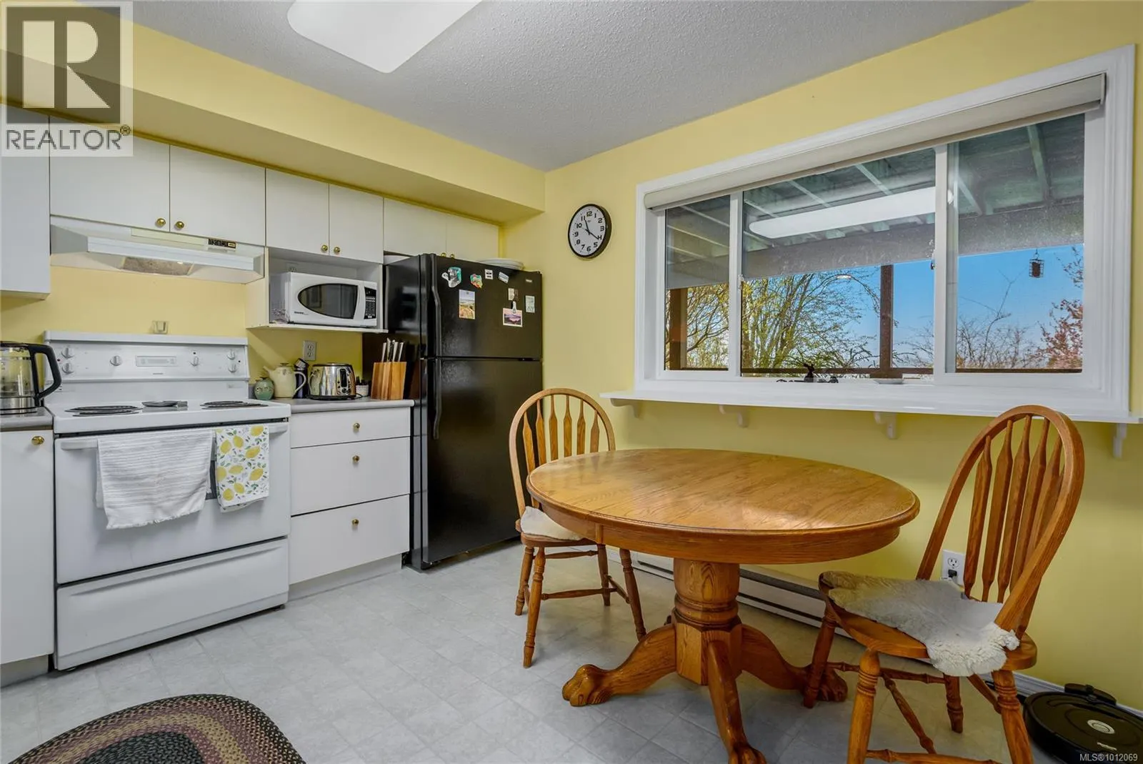 145 Manor Pl