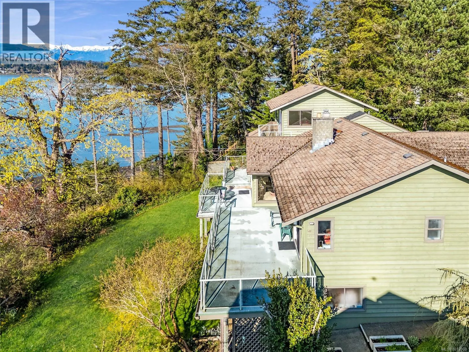 145 Manor Pl