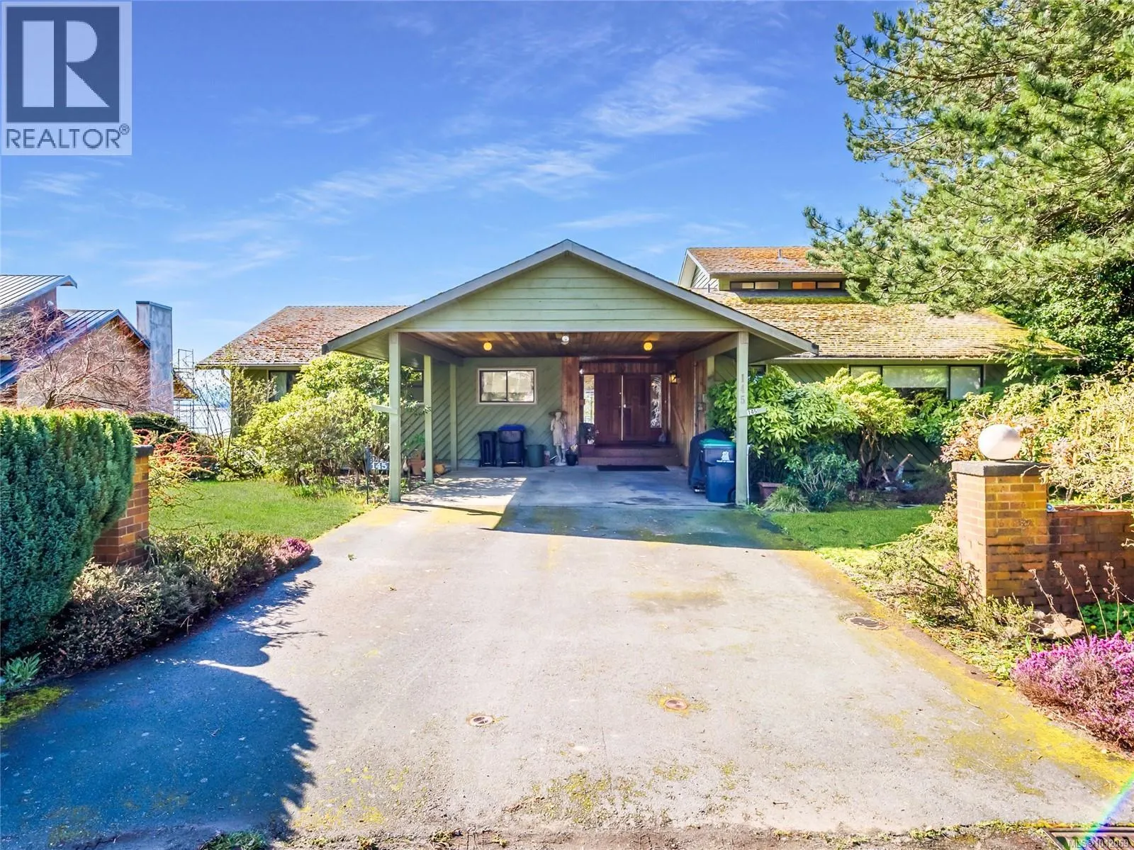145 Manor Pl