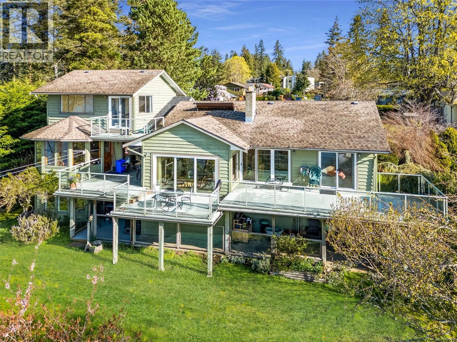 145 Manor Pl