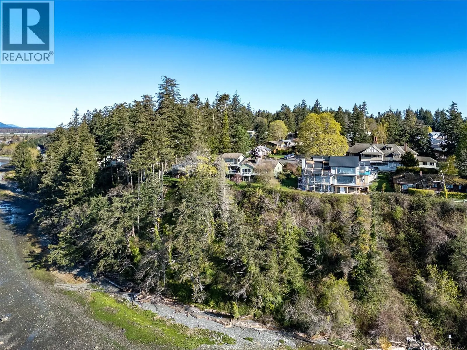 145 Manor Pl