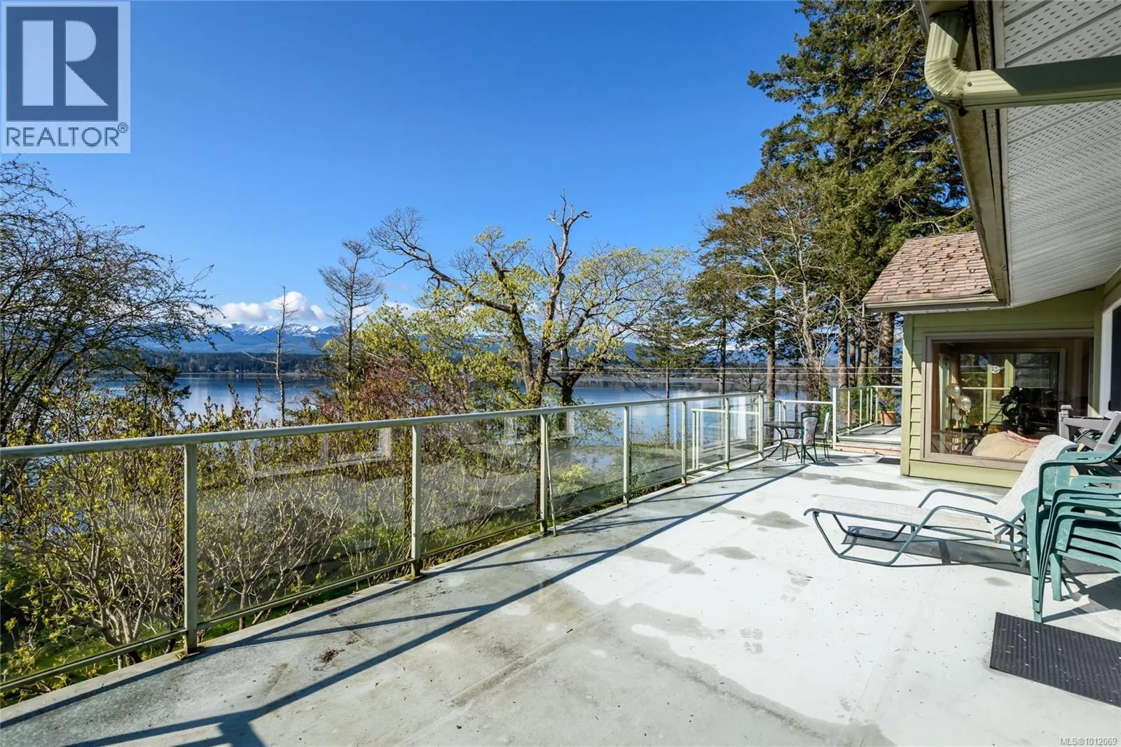 145 Manor Pl