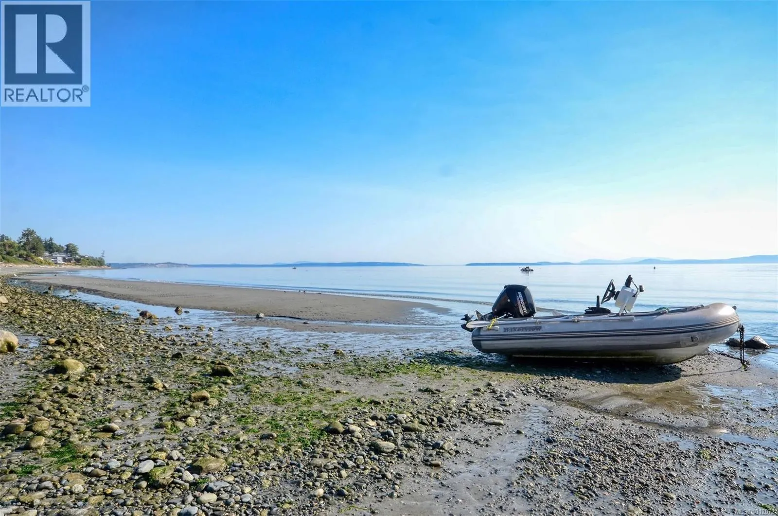 7 5156 Cordova Bay Rd